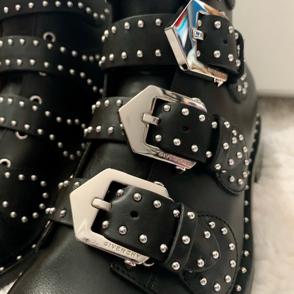 Givenchy Prue Elegant Studded Leather Boot 6 NWT - Picture 2 of 14